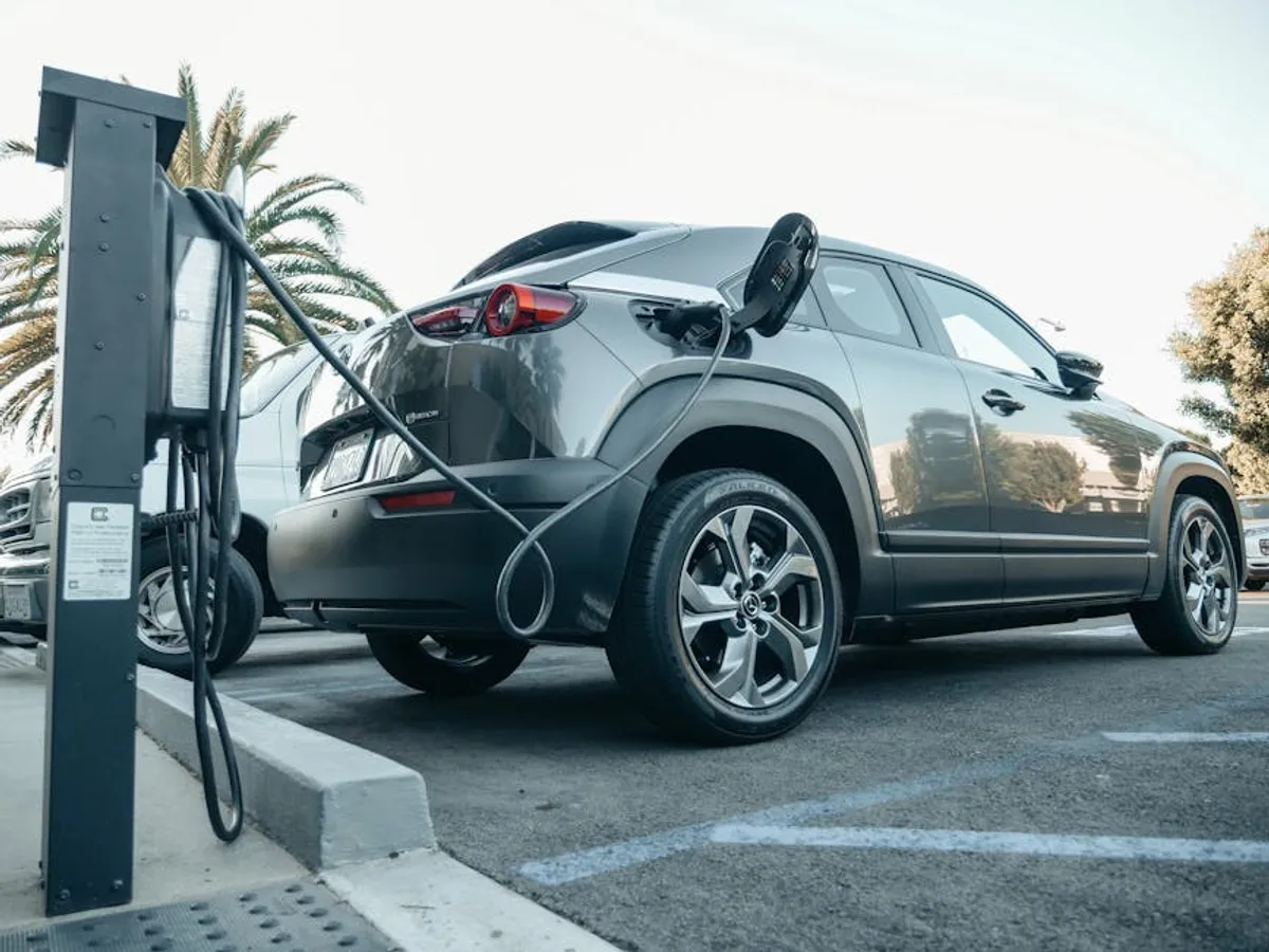 Best Electric Cars 2025: Complete Guide, Meaning, Uses, and Key Details