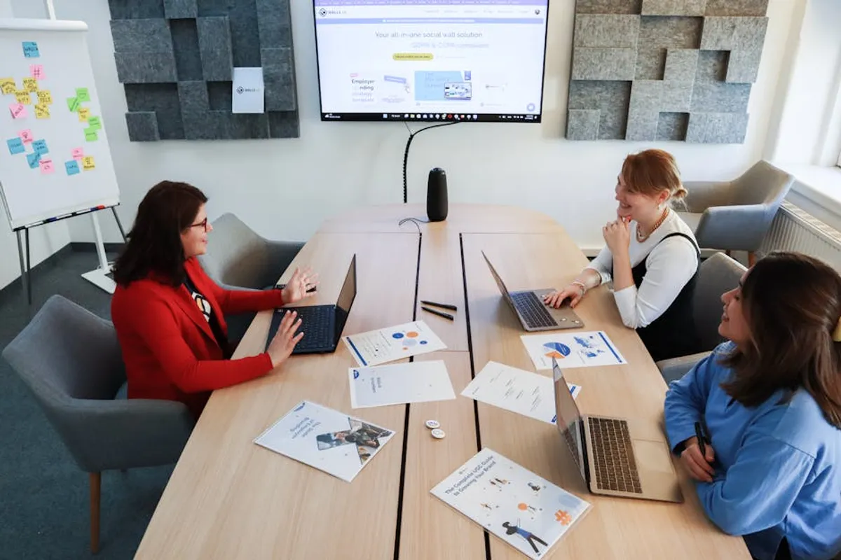 How finlandjournal.com connects to search demand in news, blogs, and online publishing
