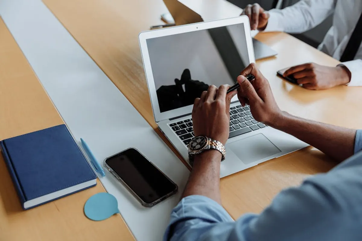 What bralad.com reveals about user curiosity online